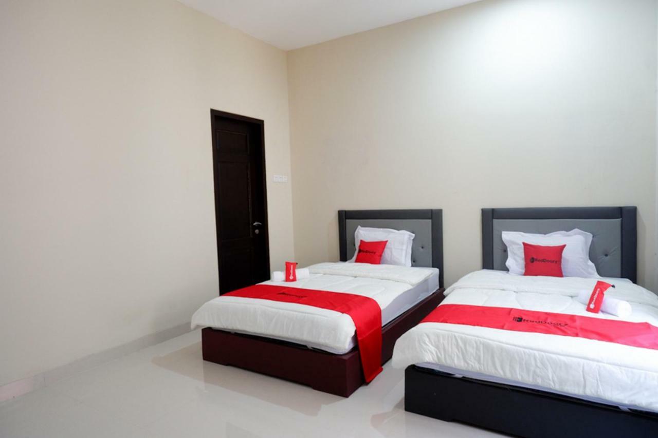 Hotel Reddoorz Syariah Near Rsud Margono Purwokerto Exterior foto