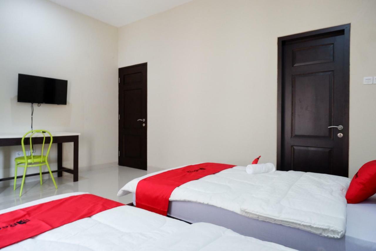 Hotel Reddoorz Syariah Near Rsud Margono Purwokerto Exterior foto